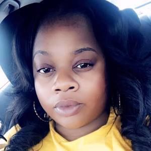 Meet your Posher, Tabitha